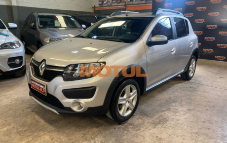 Renault Sandero Stepway Expression M/T 1.6 Nafta/G