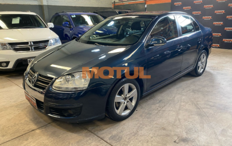 Volkswagen Vento Advance 170 HP M/T 2.5 Nafta 2008