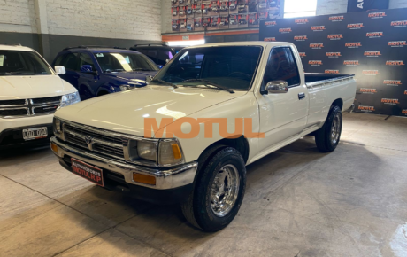 Toyota Hilux D M/T 2.4 Diesel 1993