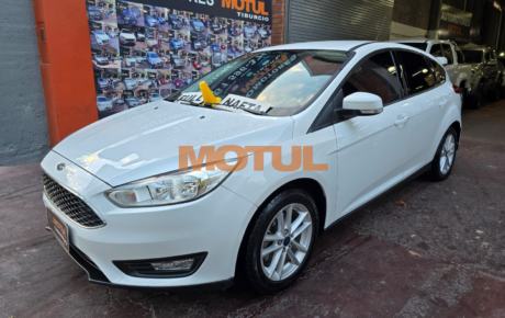 Ford Focus S 1.6 MT 2015