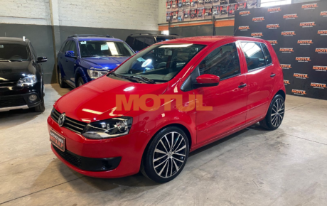 Volkswagen Fox Confortline M/T 1.6 Nafta 2011