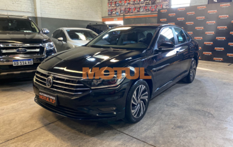 Volkswagen Vento Highline AQ Tiptronic TSI A/T 1.4