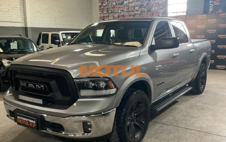 RAM 1500 V8 Laramie 4×4 A/T 5.7 2020