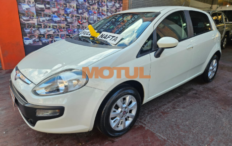 Fiat Punto Attractive 1.4 8v 2014