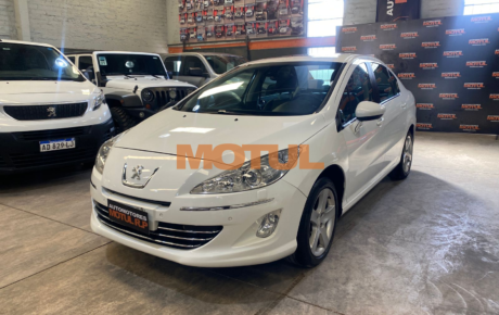 Peugeot 408 Feline HDI M/T 1.6 Diesel 2012