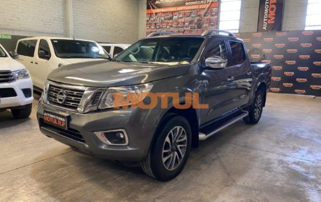 Nissan Frontier NP300 LE 4X2 M/T 2.3 Diésel 2017