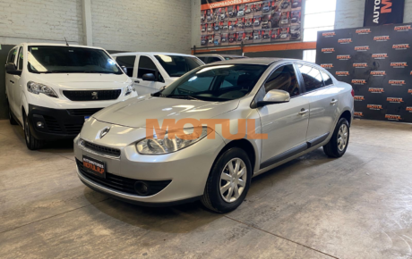 Renault Fluence Confort M/T 1.6 Nafta/GNC 2012
